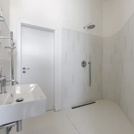 Design In The Heart Of Apartment *