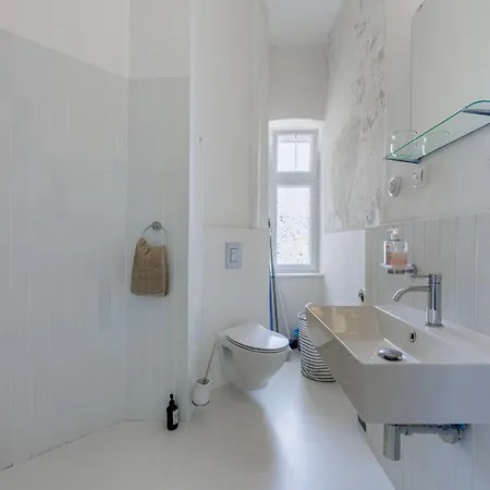 Apartment Design In The Heart Of *